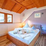 Haus Rose Holiday home Oberharmersbach